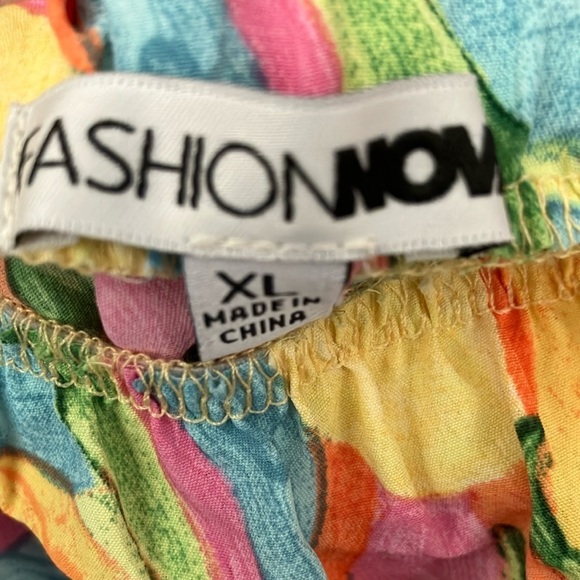 Fashion Nova: Multicolor Off-Shoulder Top and Shorts Set- Pockets- zipper- XL - Picture 2 of 16